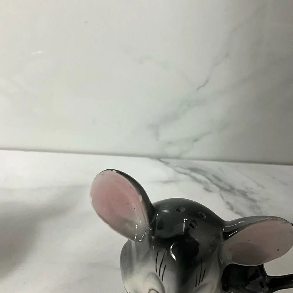 VINTAGE 50’s ARTMARK Mouse Salt and Pepper Shakers